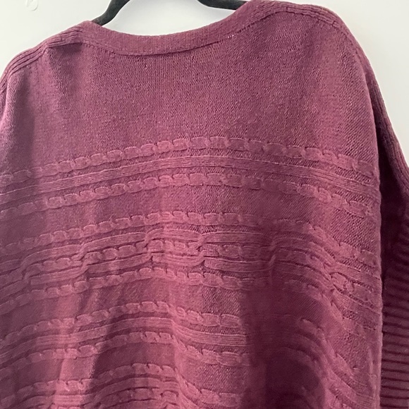 Banana Republic poncho - Picture 7 of 8